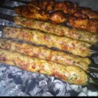 همکاری در کبابی