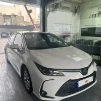 تویوتا کرولا هیبریدی پایونیر1800