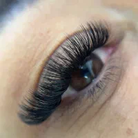 تخفیف ویژه اکستنشن مژه لیفت ابرو مژه و اموزش