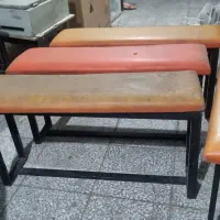 نیمکت فلزی