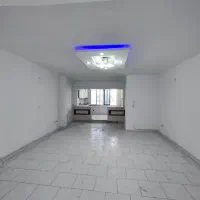 76متر طبقه2/ پارکینگ سندی/ وایین