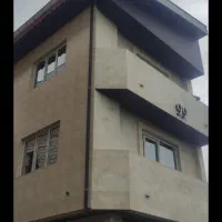 آپارتمان ۱۳۰ متری