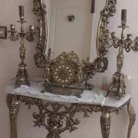 آیینه و شمعدان و کنسول و ساعت برنز