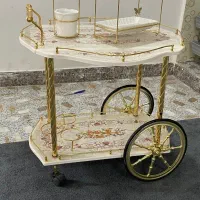 میزباز و لوستر