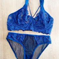 گالری لباس زیر هارنس ...میدان پارسه|لباس|شیراز, شاه قلی بیگی|دیوار