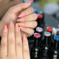 انجام تمامی خدمات ناخن‌