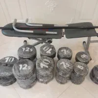 دمبل و دستگاه دراز نشست