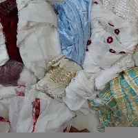 تعدادی پرده فروش یکجا