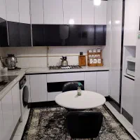 کابینت آشپزخانه سفید مرتب