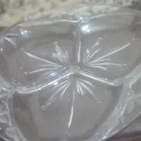 دیس آجیل خوری سه محفظه که روی خود دیس طراحی شده|صنایع دستی و سایر لوازم تزئینی|اصفهان, طاحونه|دیوار