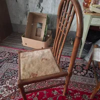 میز نهارخوری ۶ نفره و۳تا صندلی