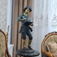مجسمه برنز قدیمی