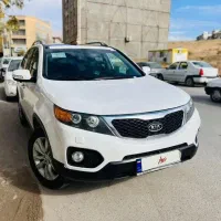 سورنتو نسل دوم ۲۰۱۱