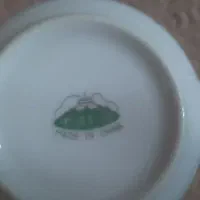 فنجون نعلبکی قدیمی