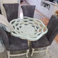 میز غذاخوری