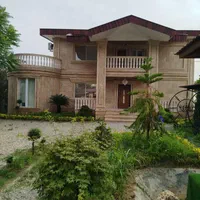 ویلا 400 متری استخردار کنار رودخانه