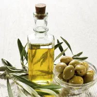 فروش زیتون و روغن زیتون|خوردنی و آشامیدنی|تهران, سردارجنگل|دیوار