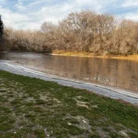 زمین-داخل-روستا-مهاجران-خاک