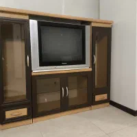 تلوزیون و میز تلوزیون