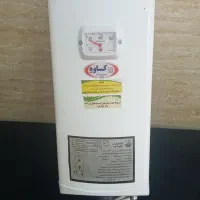 آب گرمکن برقی دیواری ۱۰ لیتری استفاده نشده