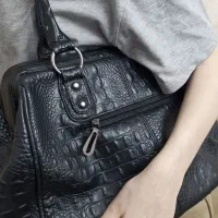کیف رودوشی زنانه چرم
