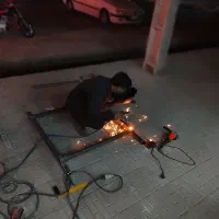 جوشکار وتاسیسات آب ،برق و نصب وسایل برقی و گاز سوز|خدمات پیشه و مهارت|بم, |دیوار