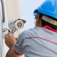 نصب و عیبیابی تخصصی دوربینهای مداربسته و دزدگیر