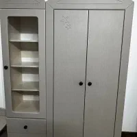 تخت و کمد