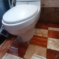 توالت فرنگی، سالم، تمیز، در حد نو ۳۵۰۰