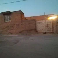 فروش منزل کلنگی نقلی یک خواب در از حیاط کرونی