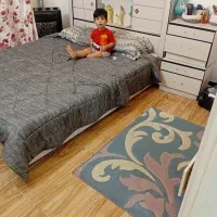 تخت دونفره به همراه دوتاپاتختی‌تشک