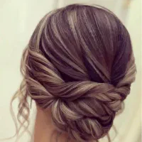 شینیون کار هستم همکاری با سالن ها -آموزش با مدرک|خدمات آرایشگری و زیبایی|اسلامشهر, باغ فیض|دیوار