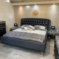 فروشنده  خانم