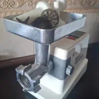 چرخ گوشت نانیوا