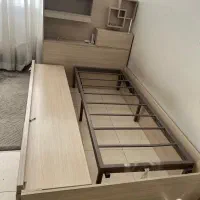 تخت و میز ارایش