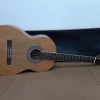 فروش گیتار کلاسیک نو و خوش صدا