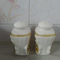 نمکدانقدیمی|کلکسیون اشیاء عتیقه|رشت, دروازه لاکان|دیوار