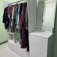 ست رگال و میز آرایشی + آویز جواهرآلات + آیینه|مبلمان خانگی و میز عسلی|بوشهر, |دیوار