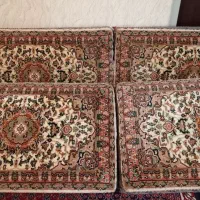 ۲ جفت پشتی کرم رنگ ((سالم و نو))