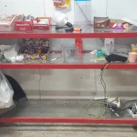 ویترین مغازه