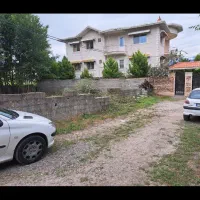 زمین با کاربری مسکونی و پروانه ساخت