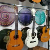 دف.سه تار|سازهای سنتی|همدان, |دیوار