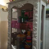 بوفه اسباب بازی یا ظرف و ظروف