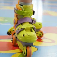 اسکیت بچگانه سایز متغیر (۱۰ تا ۱۳) جنس چین