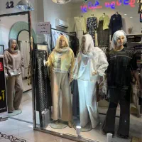 فروشنده پوشاک زنانه