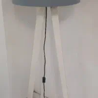 آباژور سه پایه کنار سالنی|چراغ خواب و آباژور|رشت, رشتیان|دیوار