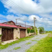 سرمایه-گذاری-بینظیر-یک-کیلومتری-ساحل-سند-تک-برگ