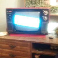 دو عدد تلویزیون قدیمی|کلکسیون و سرگرمی|محلات, |دیوار