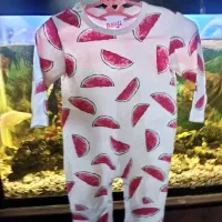 ۲۰عدد لباس نوزادی و یلدایی کاملا نو مناسب