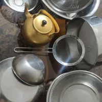 سینی استیل کوچک لگن و آبکش کتری روحی و قوری چینی